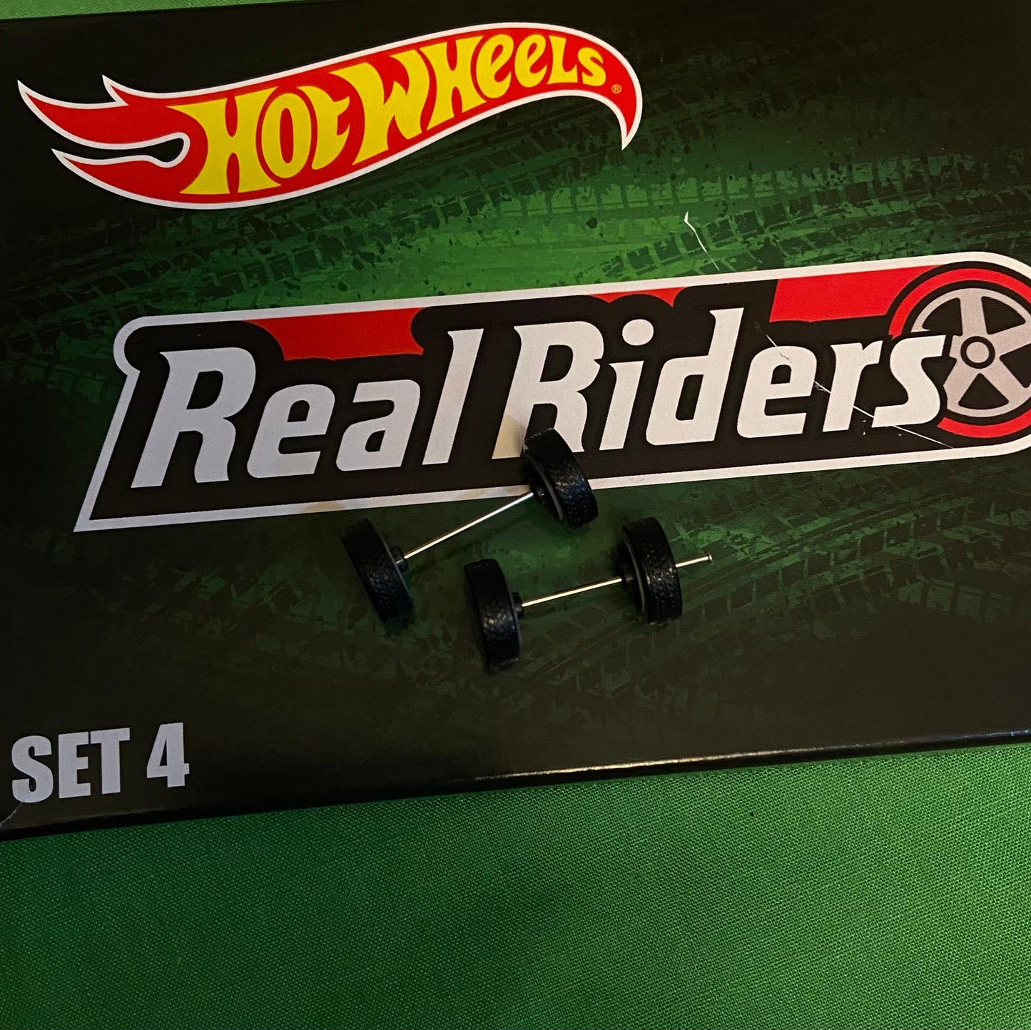 REAL RIDERS - WHEELS